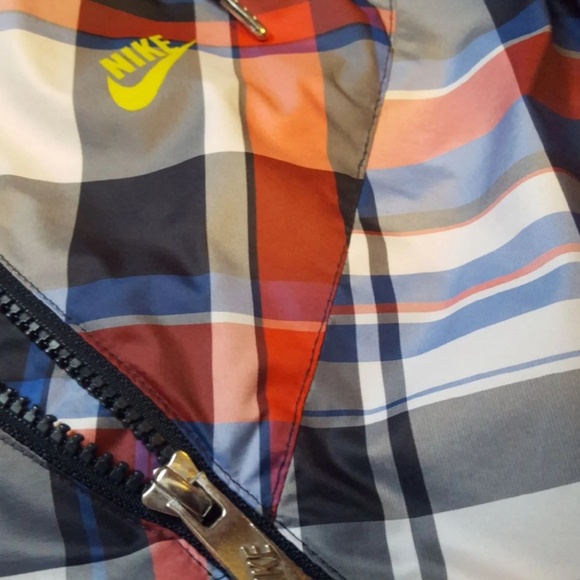 Nike Windrunner Jacket - Picture 3 of 7